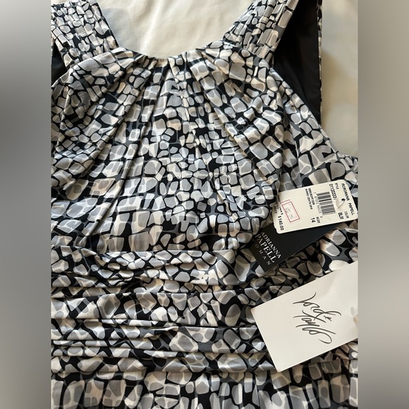 🌸NWT Adrianna Papell Dress size 14w🌸 - Picture 4 of 6
